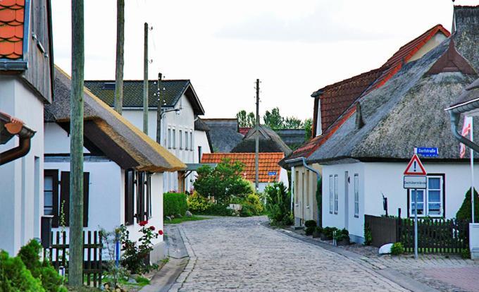Hotel Zur Bruecke Greifswald Ngoại thất bức ảnh
