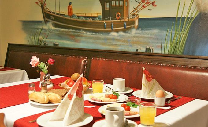 Hotel Zur Bruecke Greifswald Ngoại thất bức ảnh