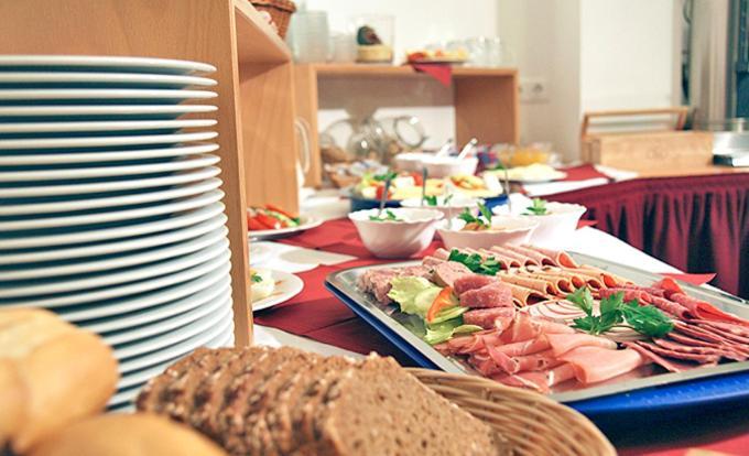 Hotel Zur Bruecke Greifswald Ngoại thất bức ảnh