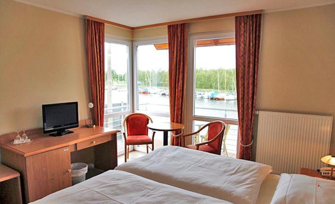 Hotel Zur Bruecke Greifswald Phòng bức ảnh
